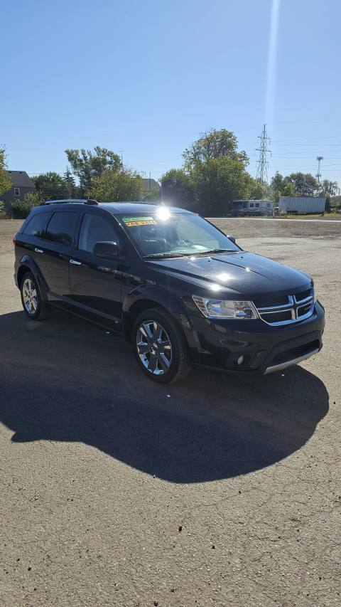 Vehicle photo 3
