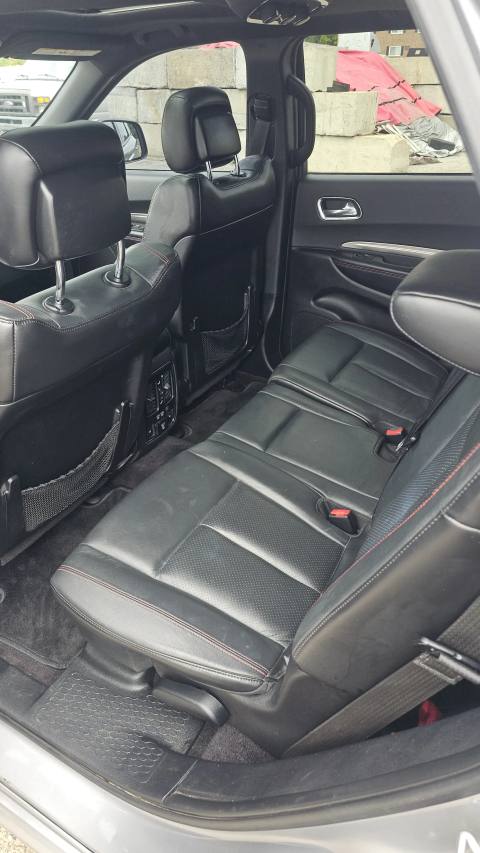 Vehicle photo 11