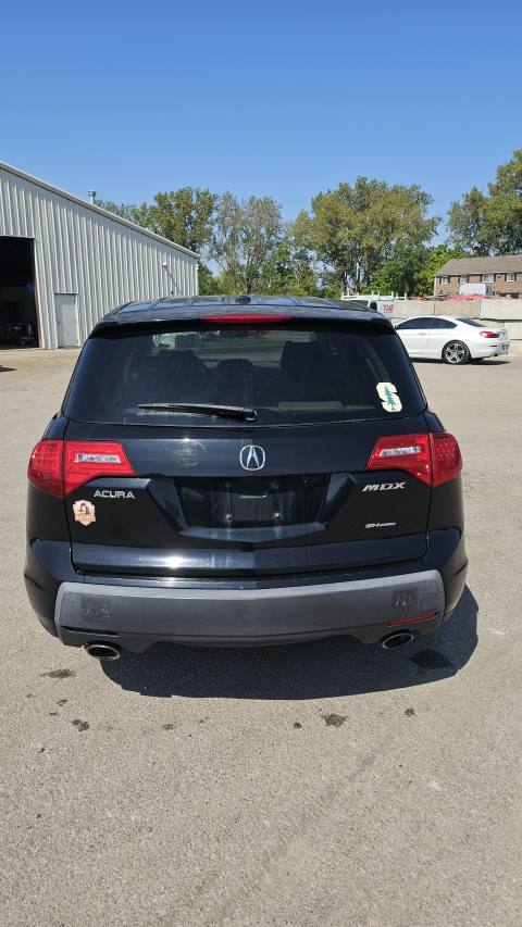 Vehicle photo 6