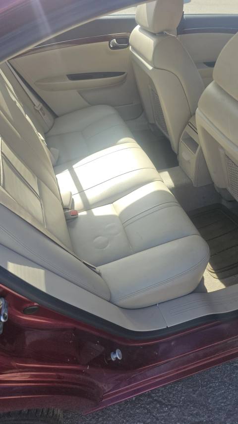 Vehicle photo 13