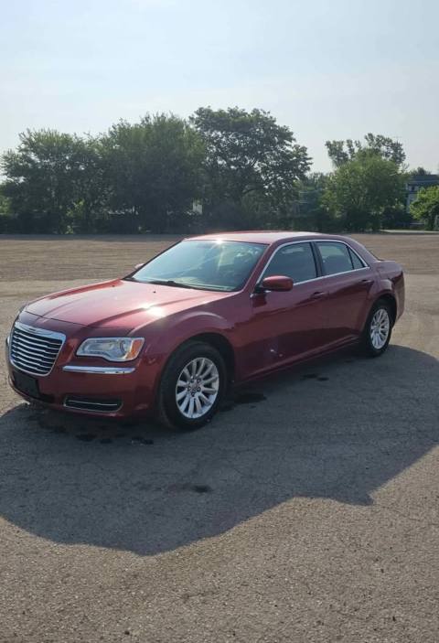 Vehicle photo 3
