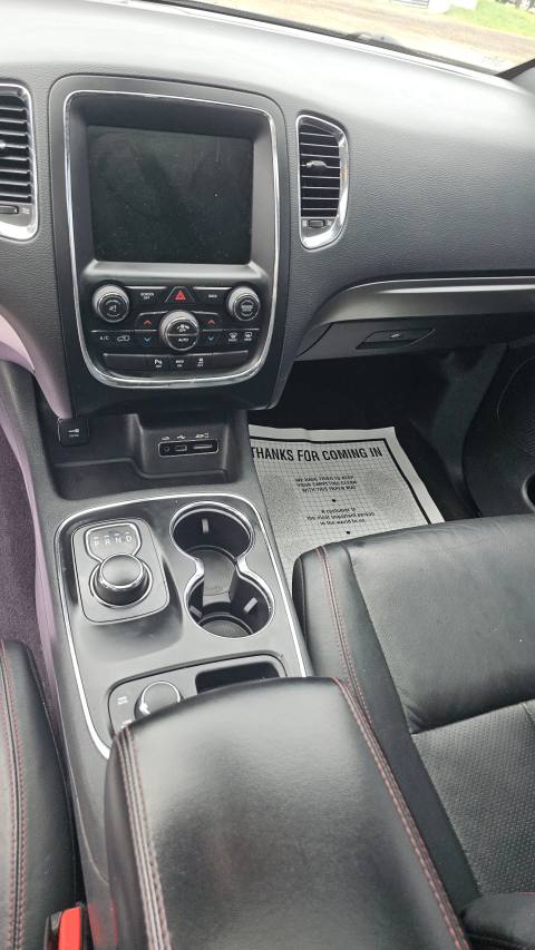 Vehicle photo 10
